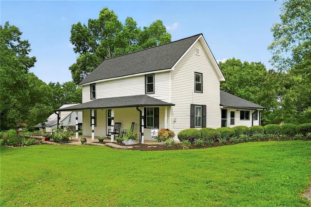 Photo 5 of 42 - 22440 Highway M, Weston, MO 64098