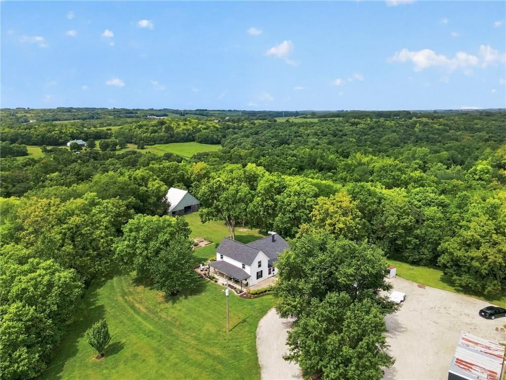 22440 Highway M, Weston, MO: listing photo 2