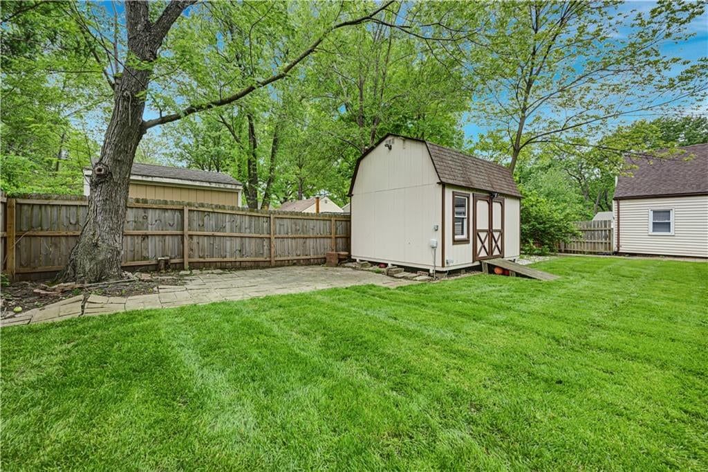 7501 Lowell Avenue — photo 7