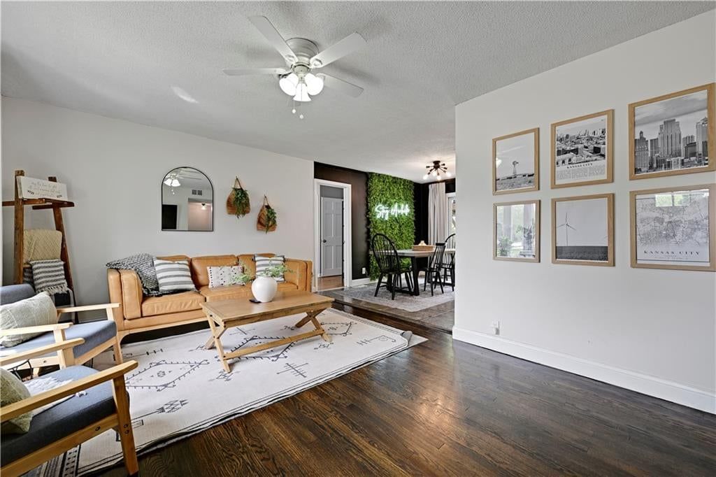 7501 Lowell Avenue — photo 18