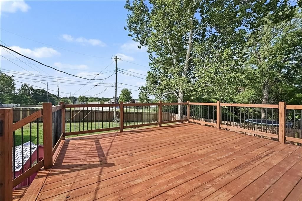 401 NW 71st Street — photo 23