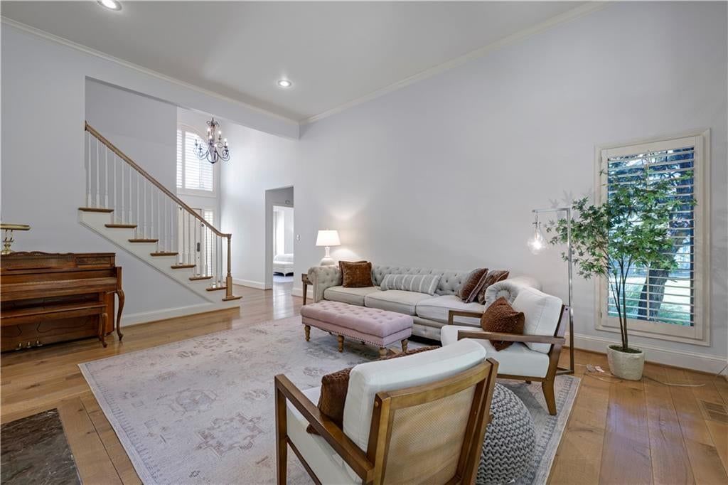 Photo 4 of 26 - 6229 W 128th Street, Overland Park, KS 66209