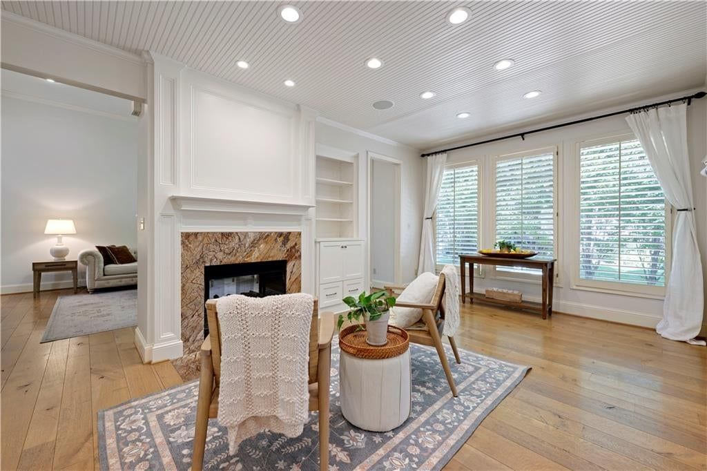 Photo 6 of 26 - 6229 W 128th Street, Overland Park, KS 66209