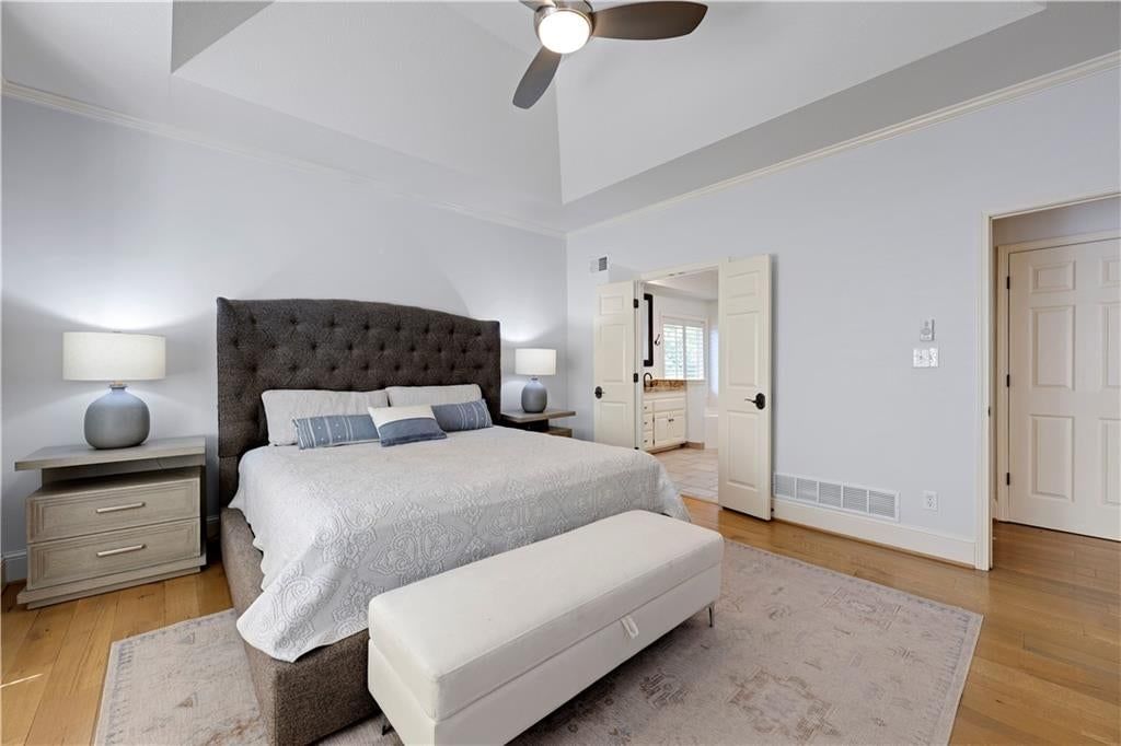 Photo 11 of 26 - 6229 W 128th Street, Overland Park, KS 66209