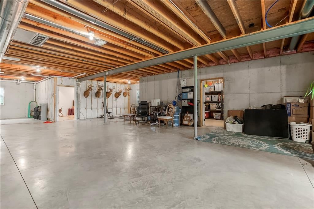 Photo 24 of 64 - 11606 E 355th Street, Drexel, MO 64742