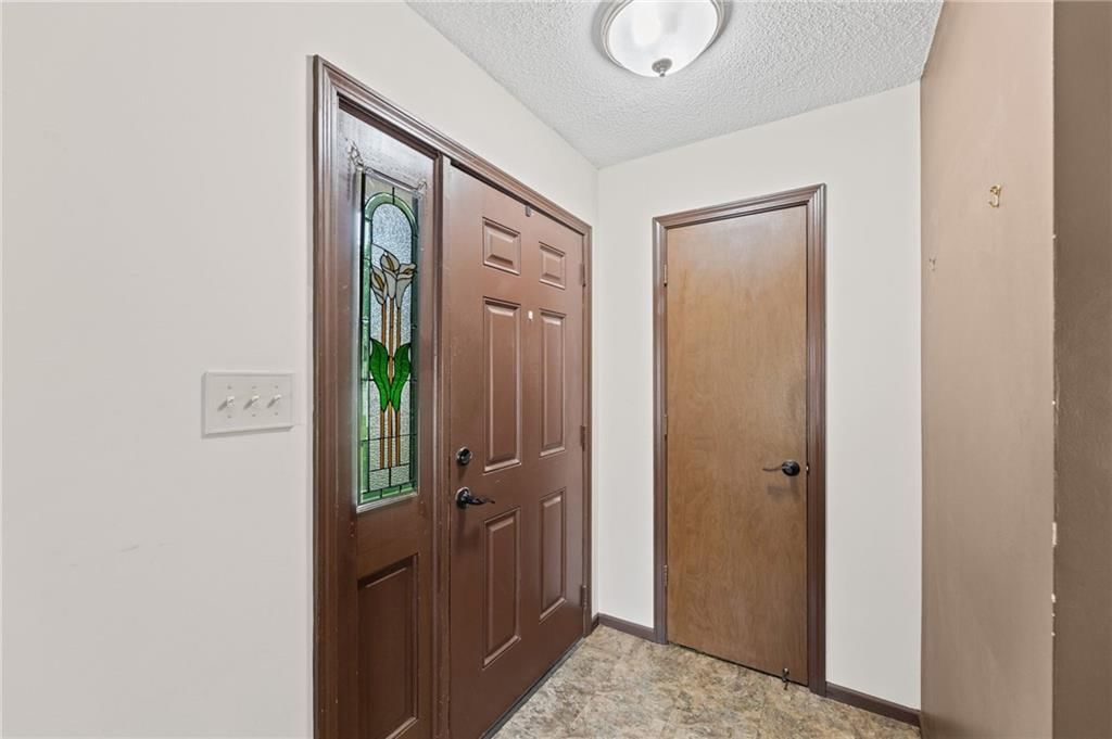 12218 Holmes Lane — photo 4