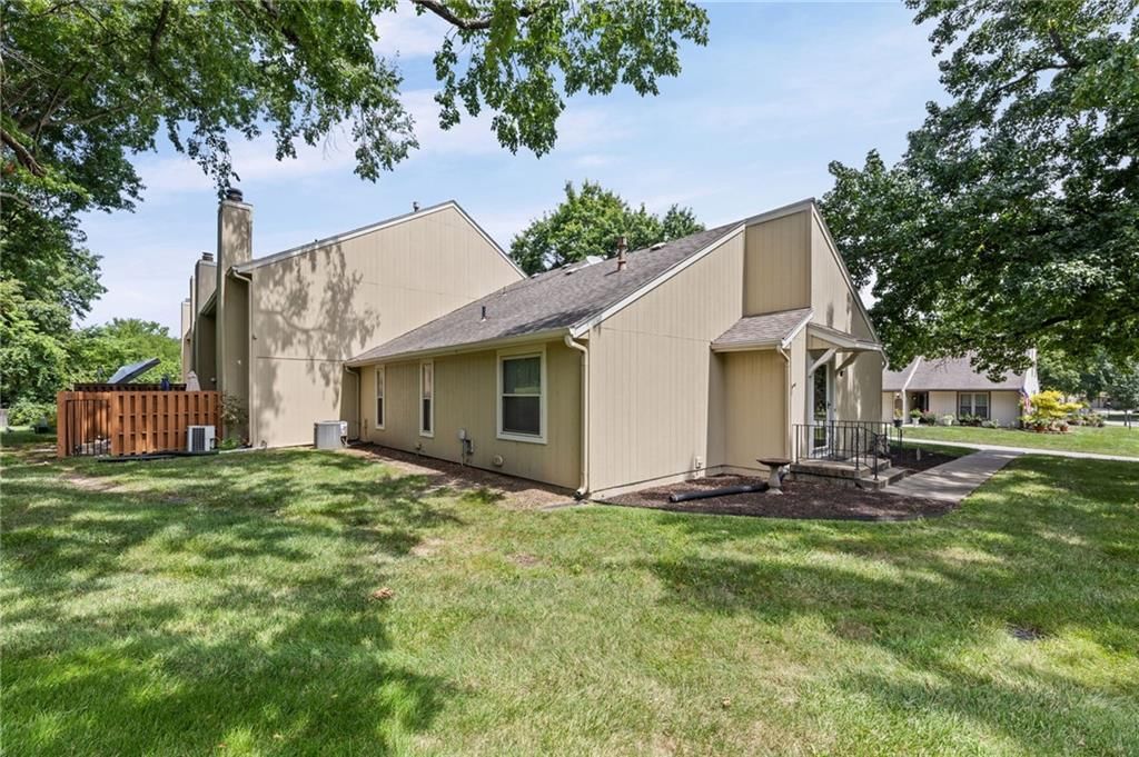 12218 Holmes Lane — photo 34