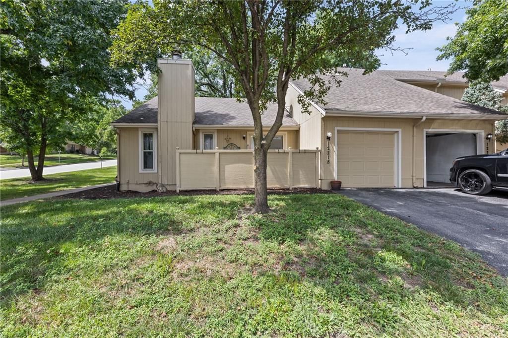 12218 Holmes Lane — photo 37