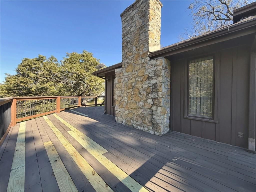 Photo 4 of 31 - 6830 Hidden Hills Drive, Smithville, MO 64089