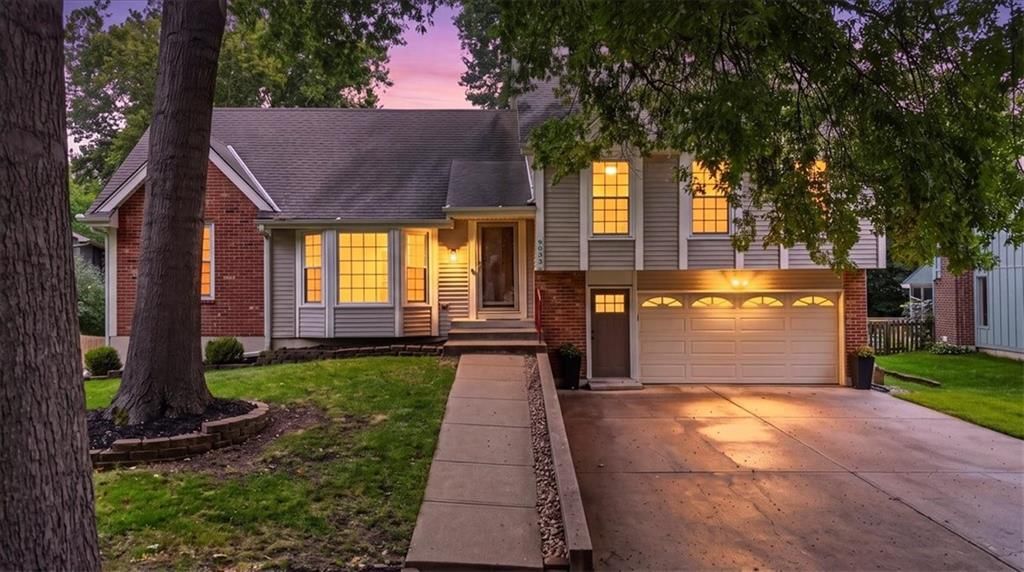 9033 Greenway Lane — photo 1