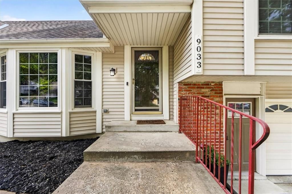 9033 Greenway Lane — photo 4