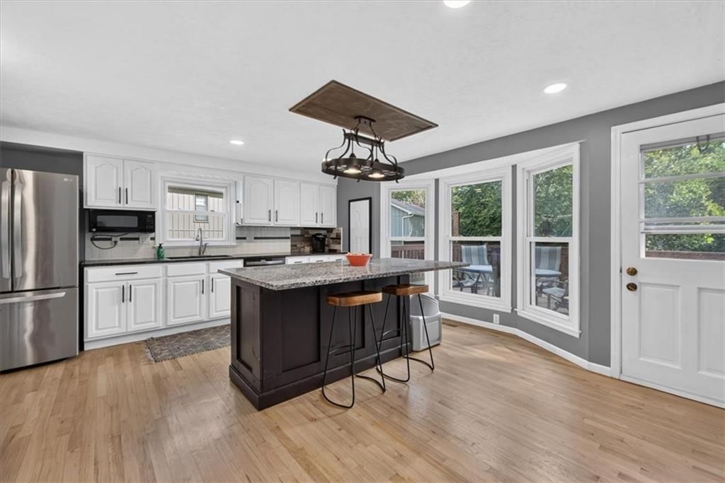 9033 Greenway Lane — photo 14