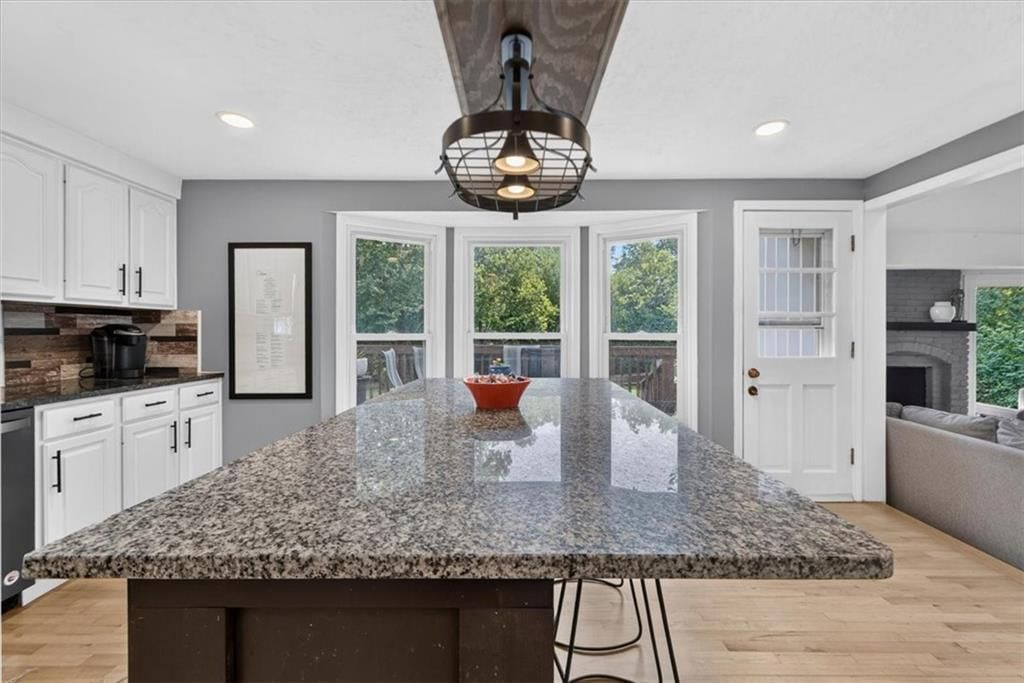 9033 Greenway Lane — photo 16