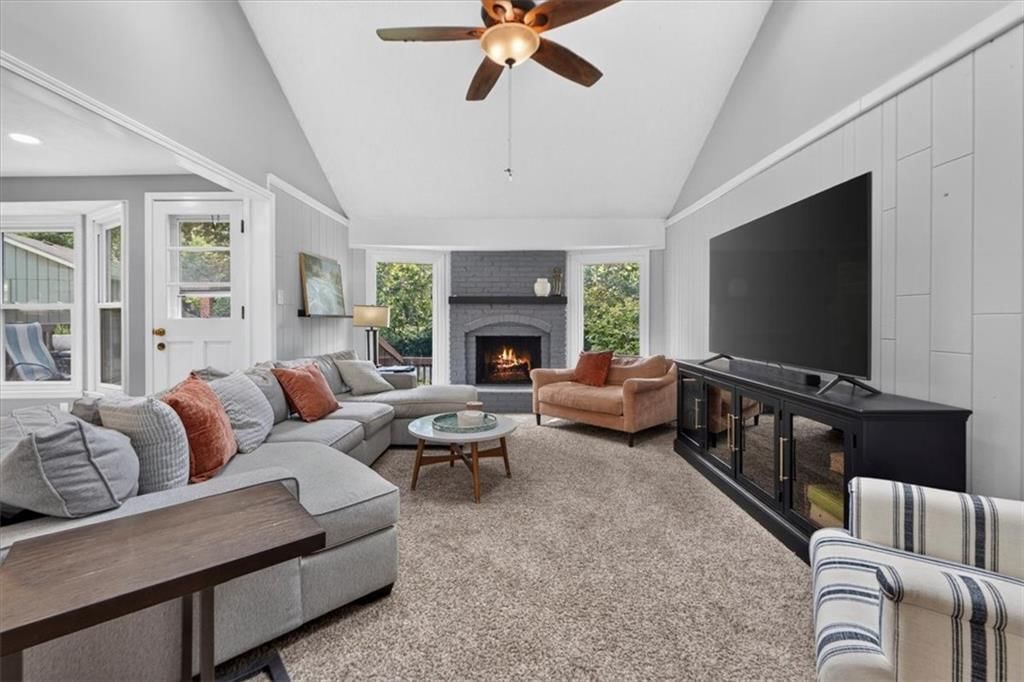 9033 Greenway Lane — photo 19