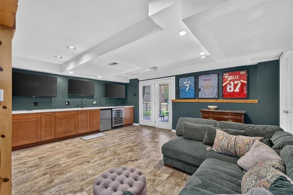 9033 Greenway Lane — photo 43