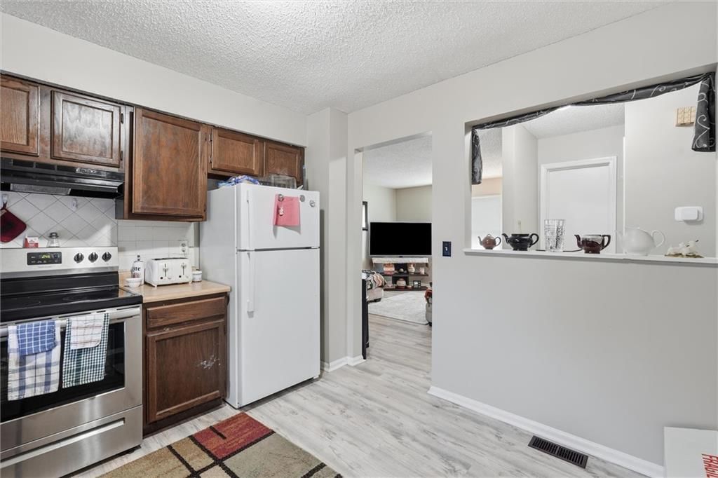 2801 Englewood Terrace — photo 8