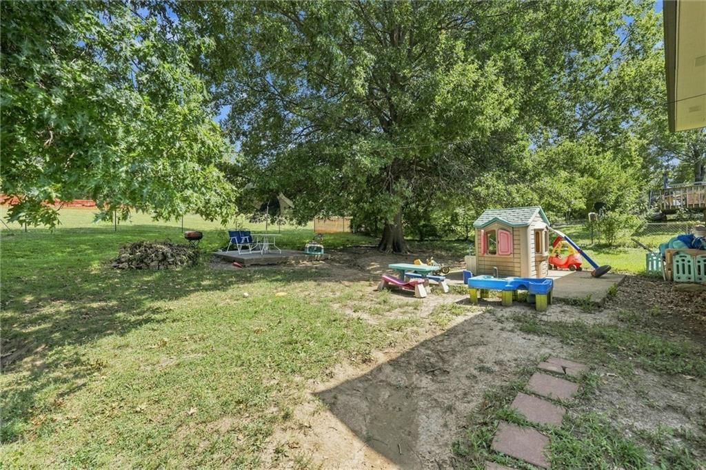 2801 Englewood Terrace — photo 18