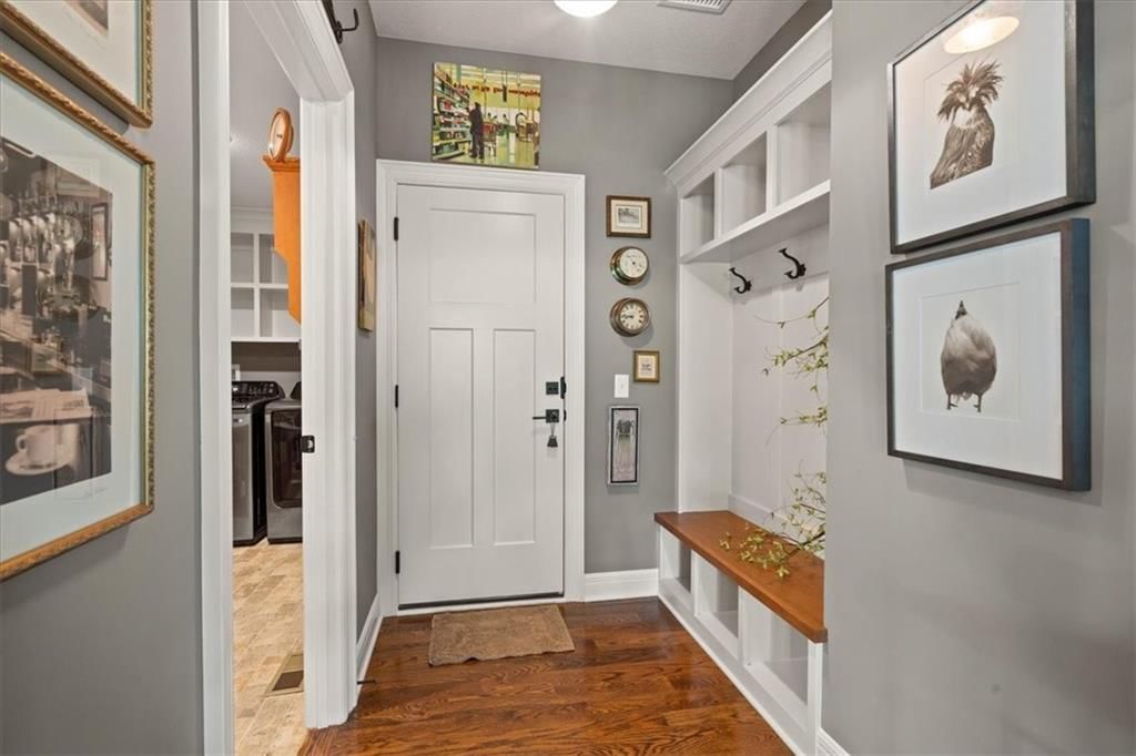 8438 N DONNELLY Court — photo 12