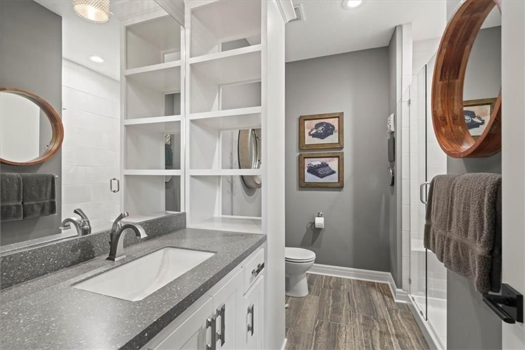 8438 N DONNELLY Court — photo 19