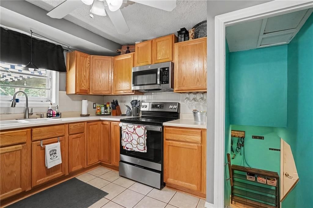 5052 NE 56th Place — photo 10