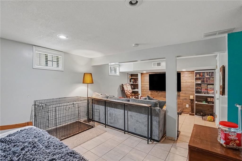 5052 NE 56th Place — photo 18