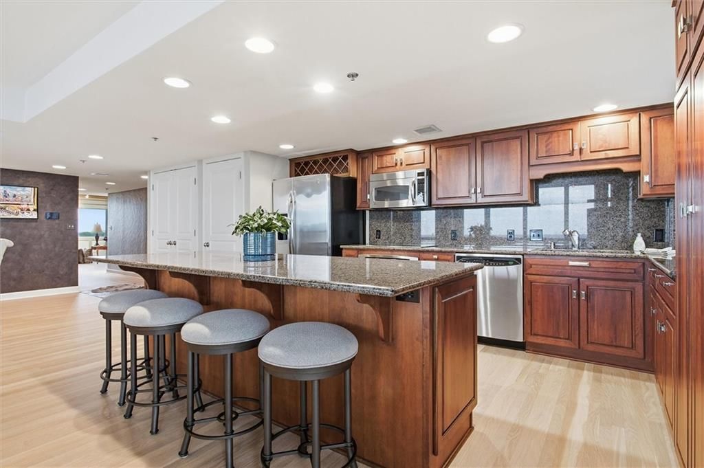 600 E ADMIRAL #1408 Boulevard — photo 7