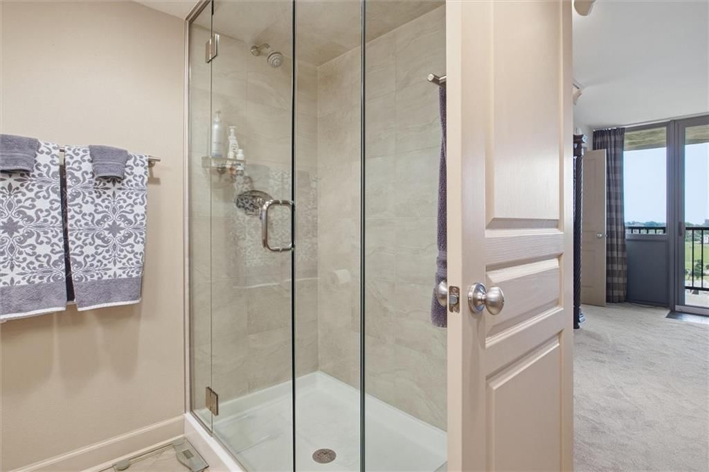 600 E ADMIRAL #1408 Boulevard — photo 16