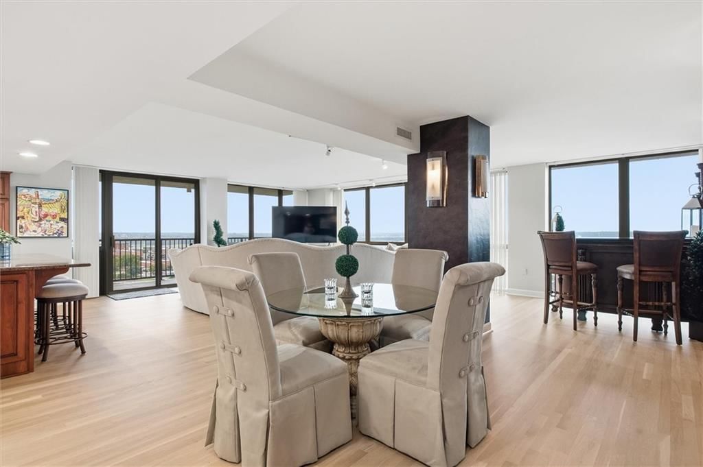 600 E ADMIRAL #1408 Boulevard — photo 19
