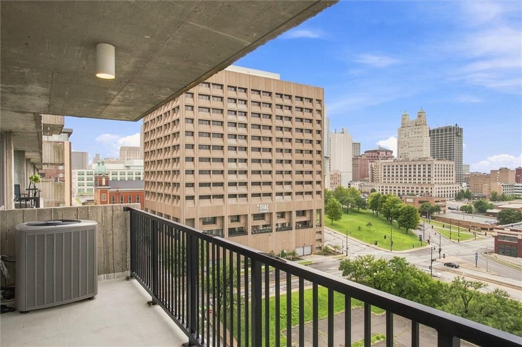 600 E ADMIRAL #1408 Boulevard — photo 27