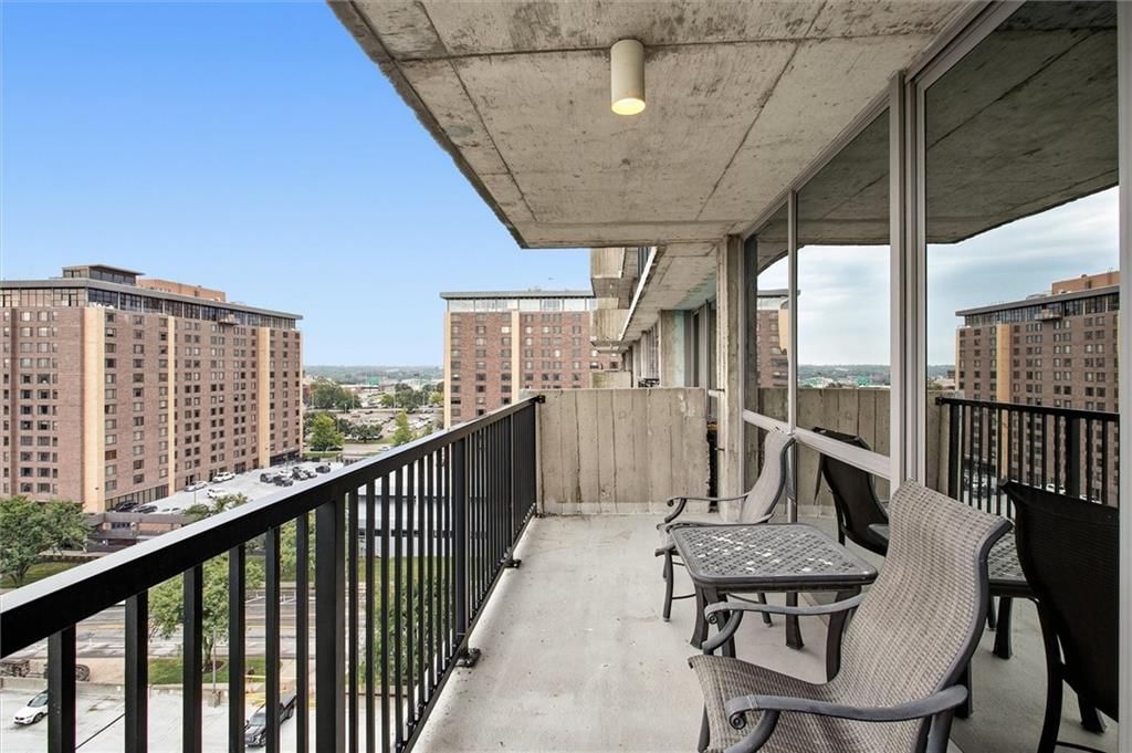 600 E ADMIRAL #1408 Boulevard — photo 29