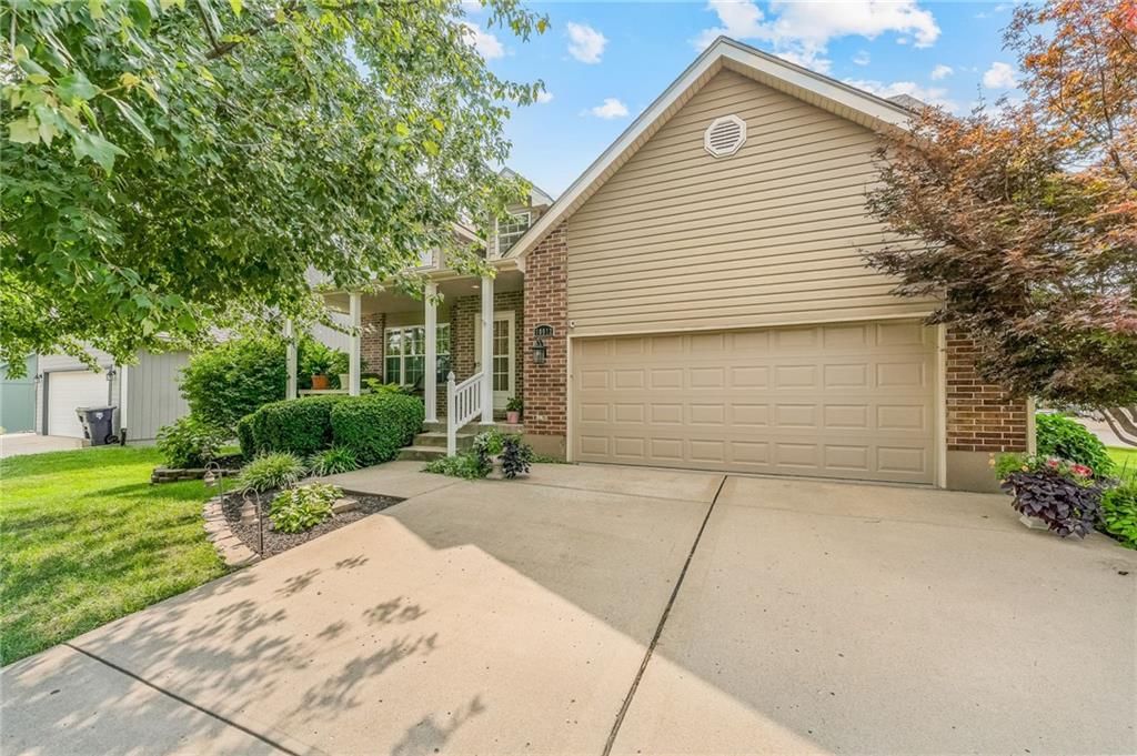 10912 N Wallace Avenue, Kansas City, MO