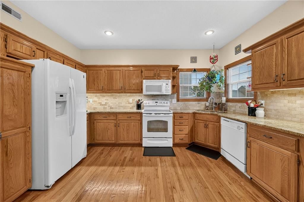 Photo 52 of 67 - 10912 N Wallace Avenue, Kansas City, MO 64157
