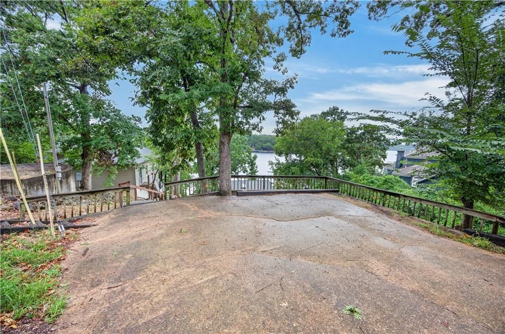 1563 Spring Valley Road — photo 59