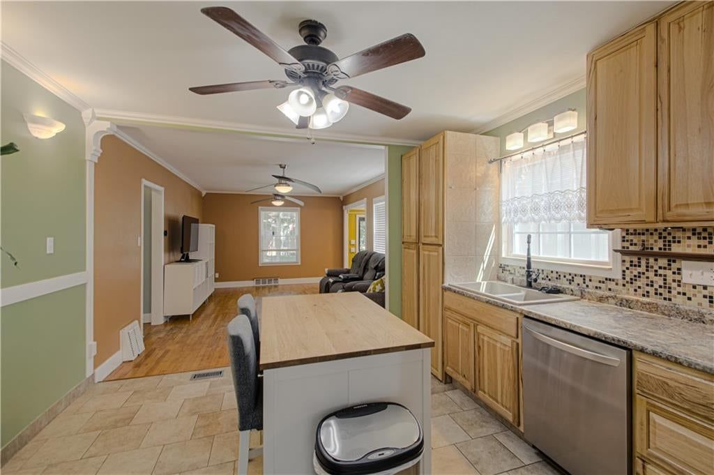 607 Miami Street — photo 15