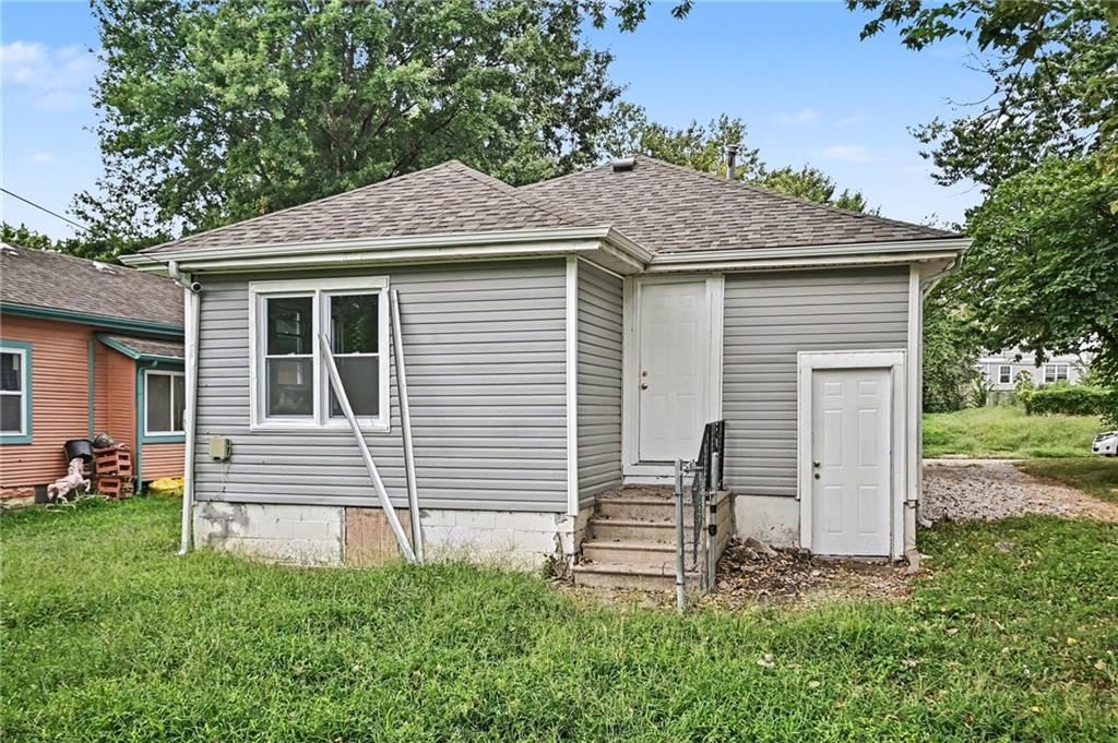 619 S Ash Avenue — photo 14