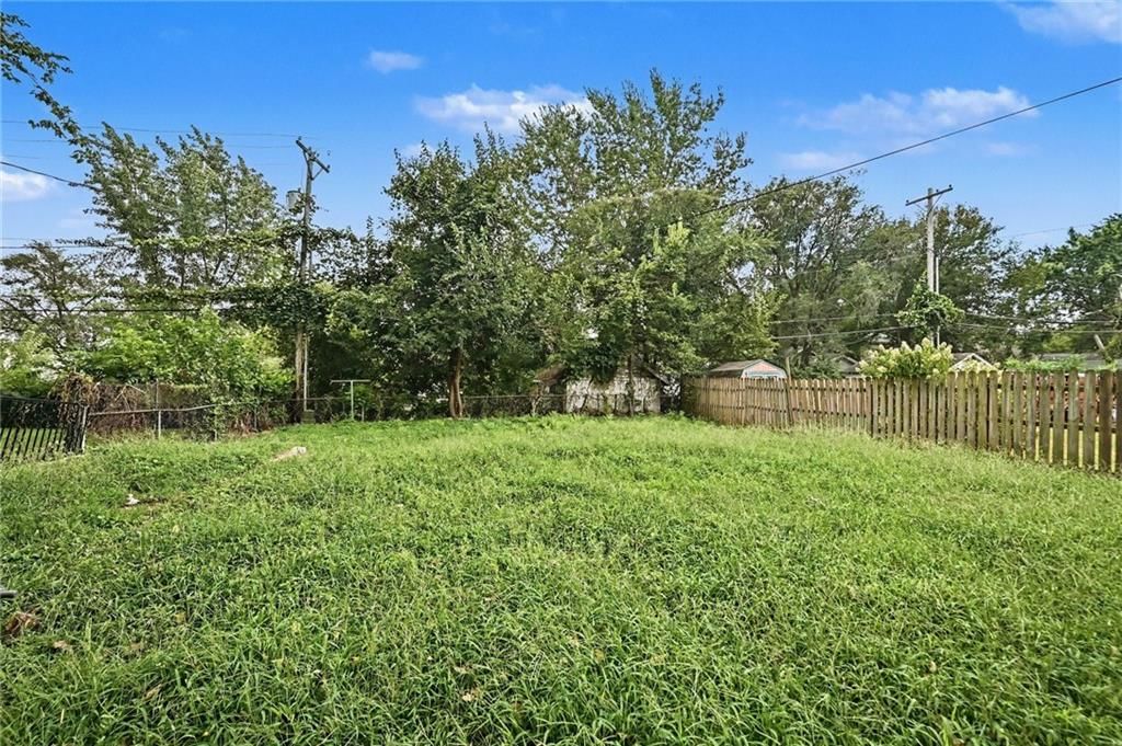 619 S Ash Avenue — photo 15