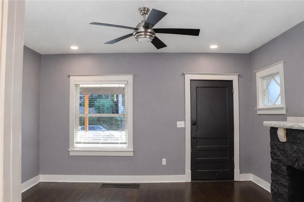4110 Charlotte Street — photo 9