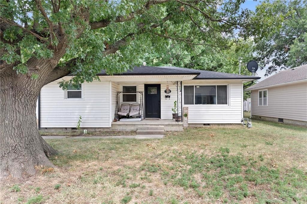 210 Goode Avenue — photo 1