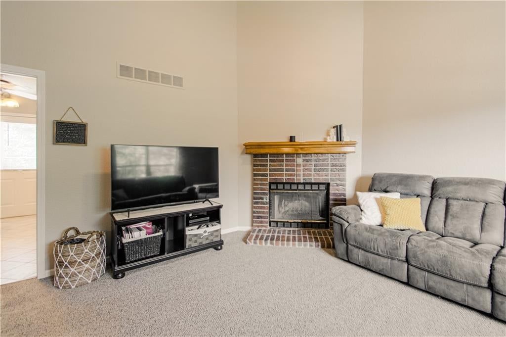 13822 S Acuff Street — photo 6