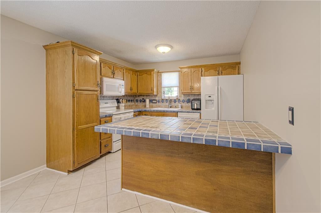 13822 S Acuff Street — photo 8
