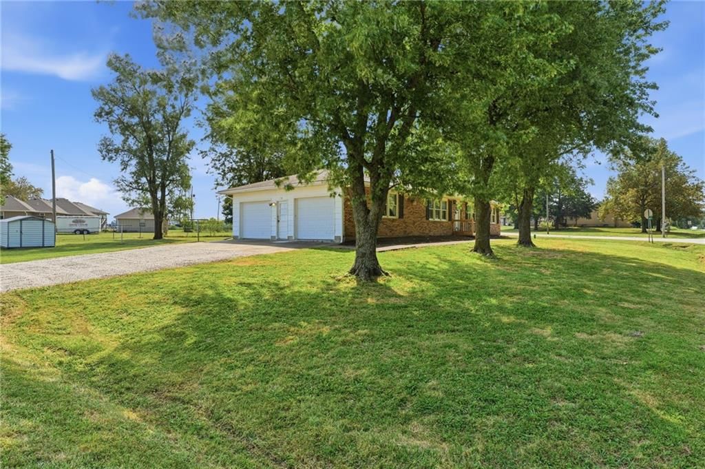 100 S State Route F, Garden City, MO: listing photo 3