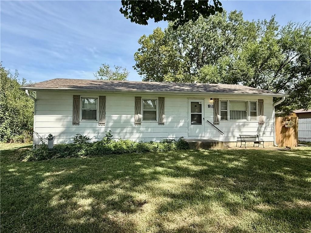 811 Jarboe Street — photo 1