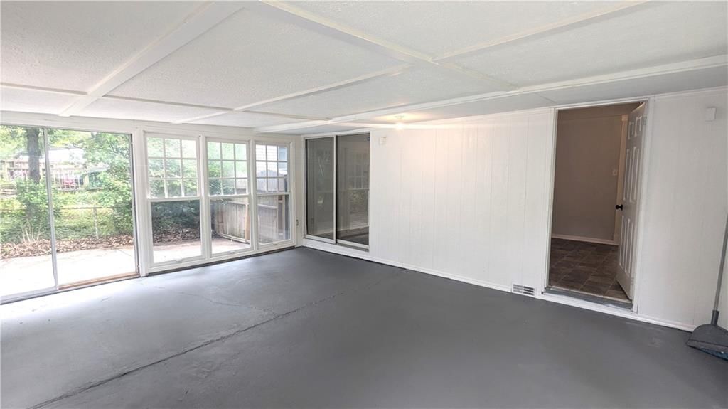 8602 E 91st Terrace — photo 30