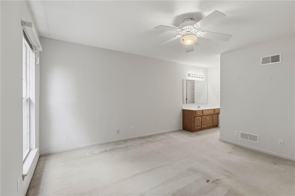15152 Glenwood Avenue — photo 16
