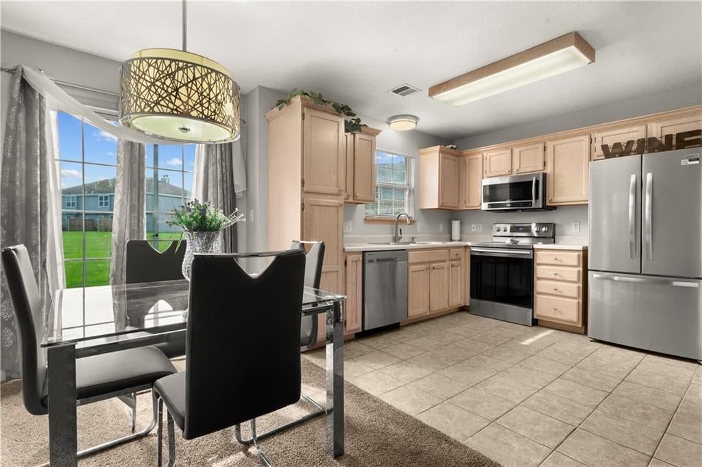 Photo 12 of 22, 5743 NW PLANTATION Lane #197-B, Lee's Summit, MO 64064
