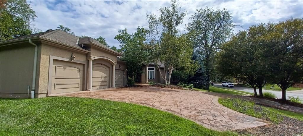 6209 N Mattox Road, Kansas City, MO