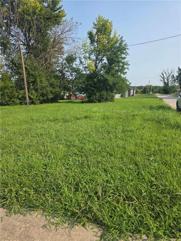733 Walnut Avenue — photo 2