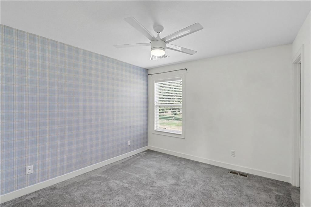 913 NE Ravenwood Terrace — photo 21