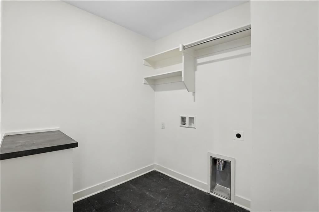 913 NE Ravenwood Terrace — photo 24