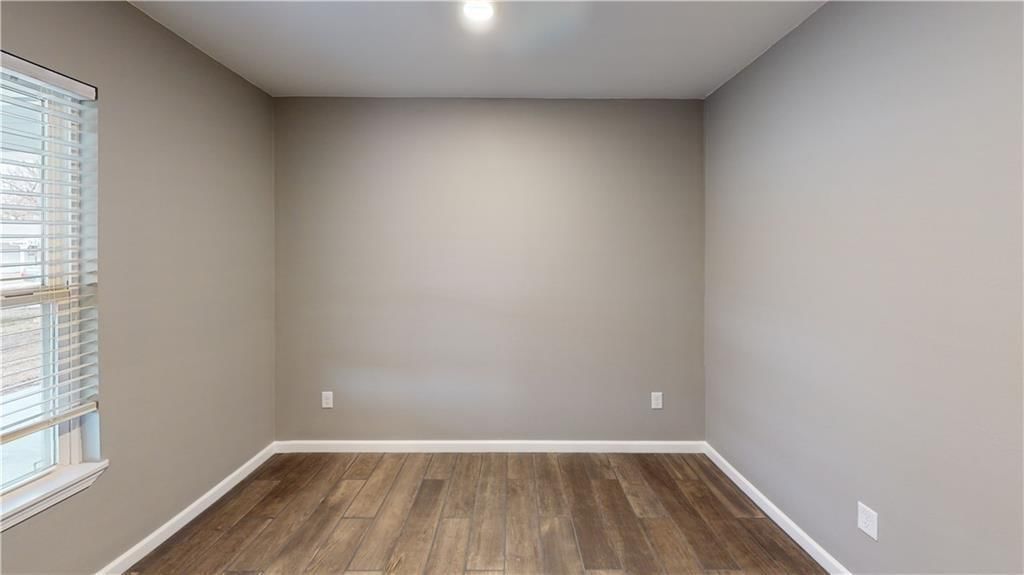 1247 N Ash Street — photo 8